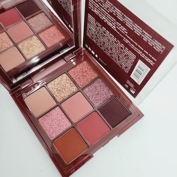 Huda Beauty Nude Obsessions Rich Eyeshadow Palette | Brand New in Box - Picture 3 of 10